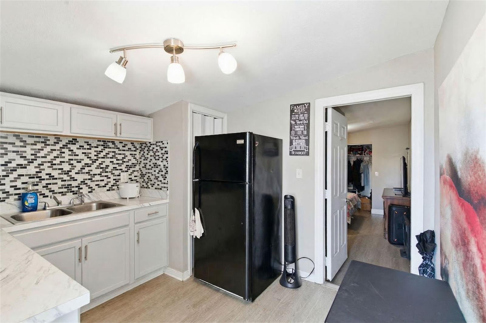 6401 N HALE AVE, TAMPA, FL, 33614