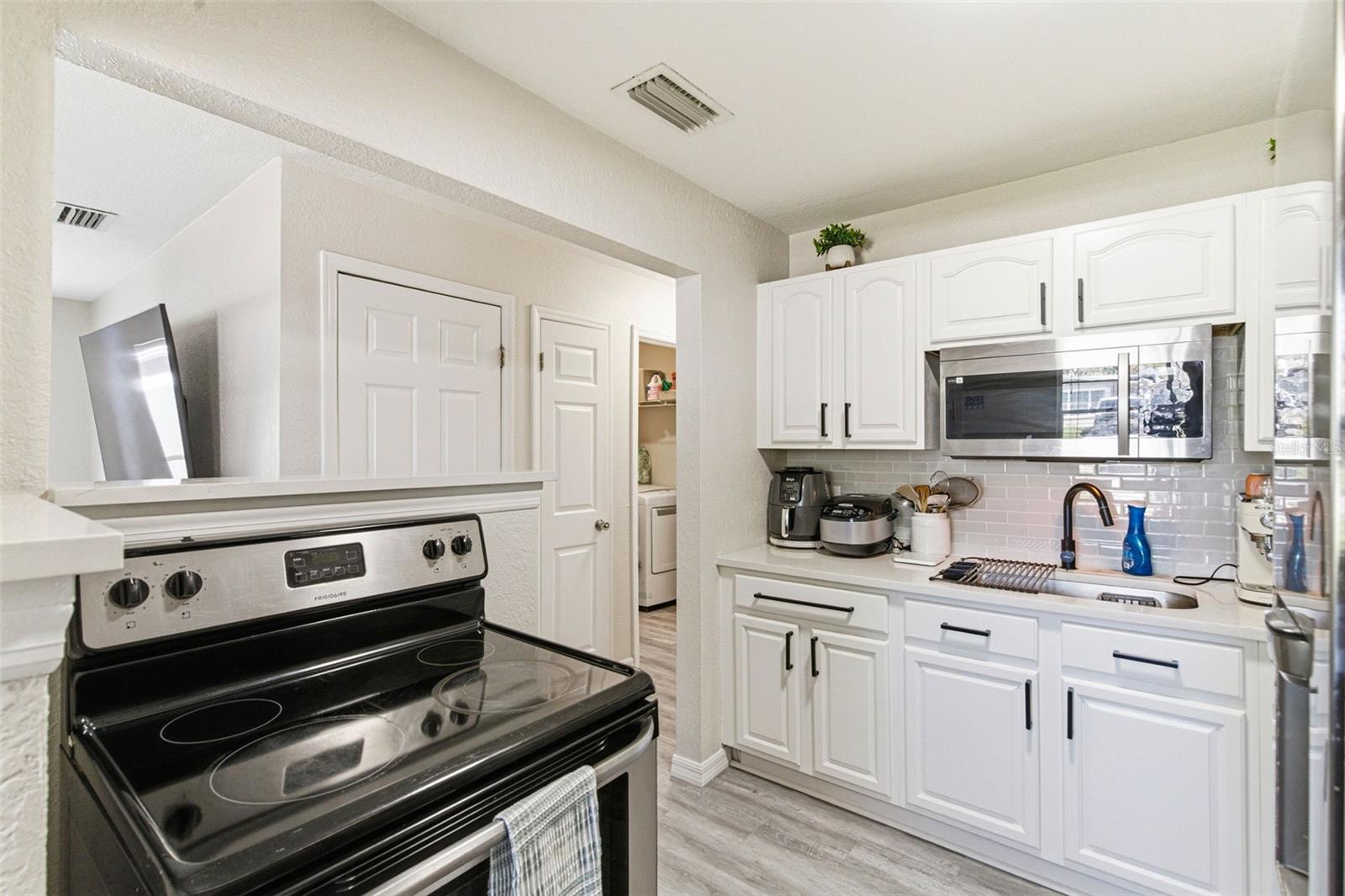 6401 N HALE AVE, TAMPA, FL, 33614