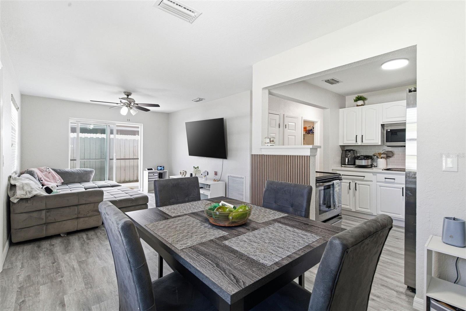 6401 N HALE AVE, TAMPA, FL, 33614