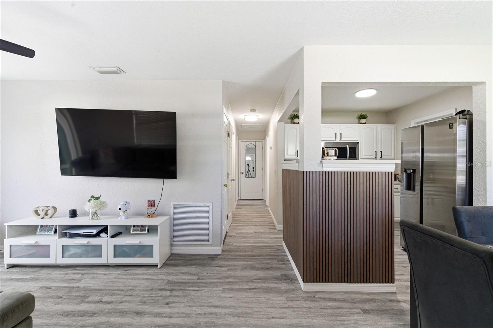 6401 N HALE AVE, TAMPA, FL, 33614