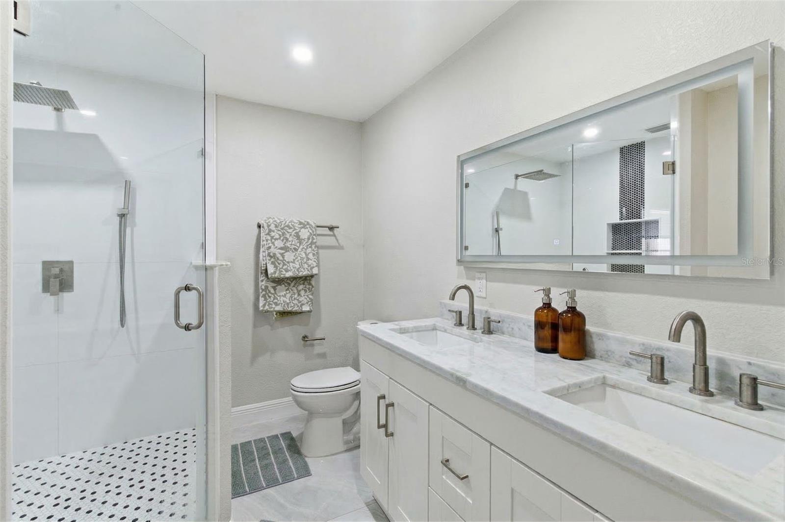 6401 N HALE AVE, TAMPA, FL, 33614