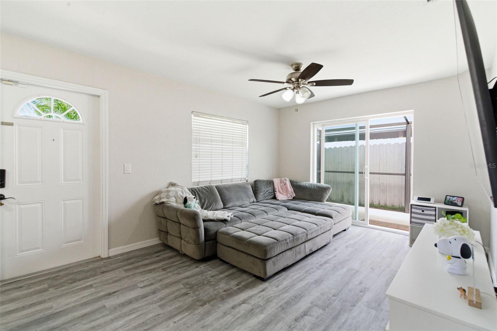 6401 N HALE AVE, TAMPA, FL, 33614