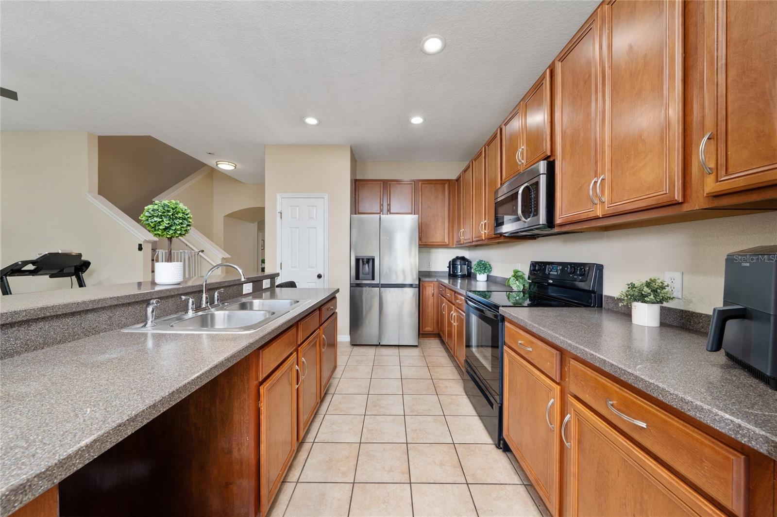 3008 SEAVIEW CASTLE DR, KISSIMMEE, FL, 34746