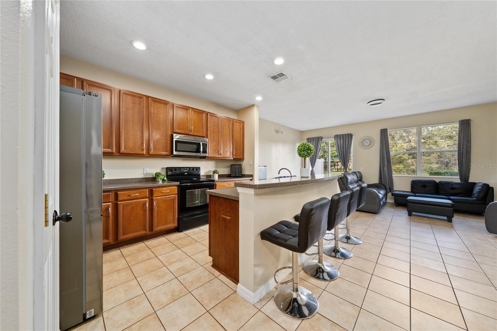 3008 SEAVIEW CASTLE DR, KISSIMMEE, FL, 34746