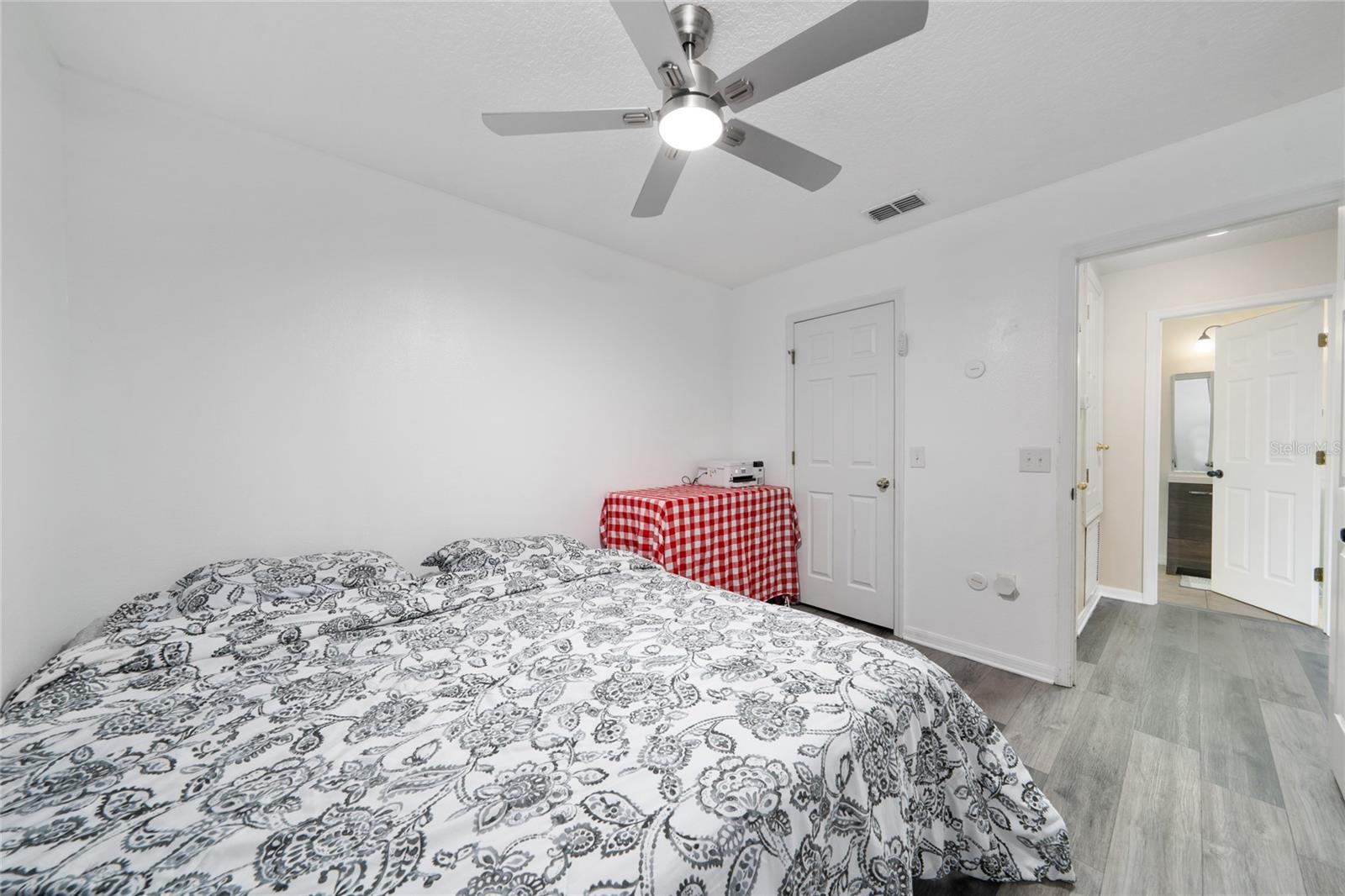 3008 SEAVIEW CASTLE DR, KISSIMMEE, FL, 34746