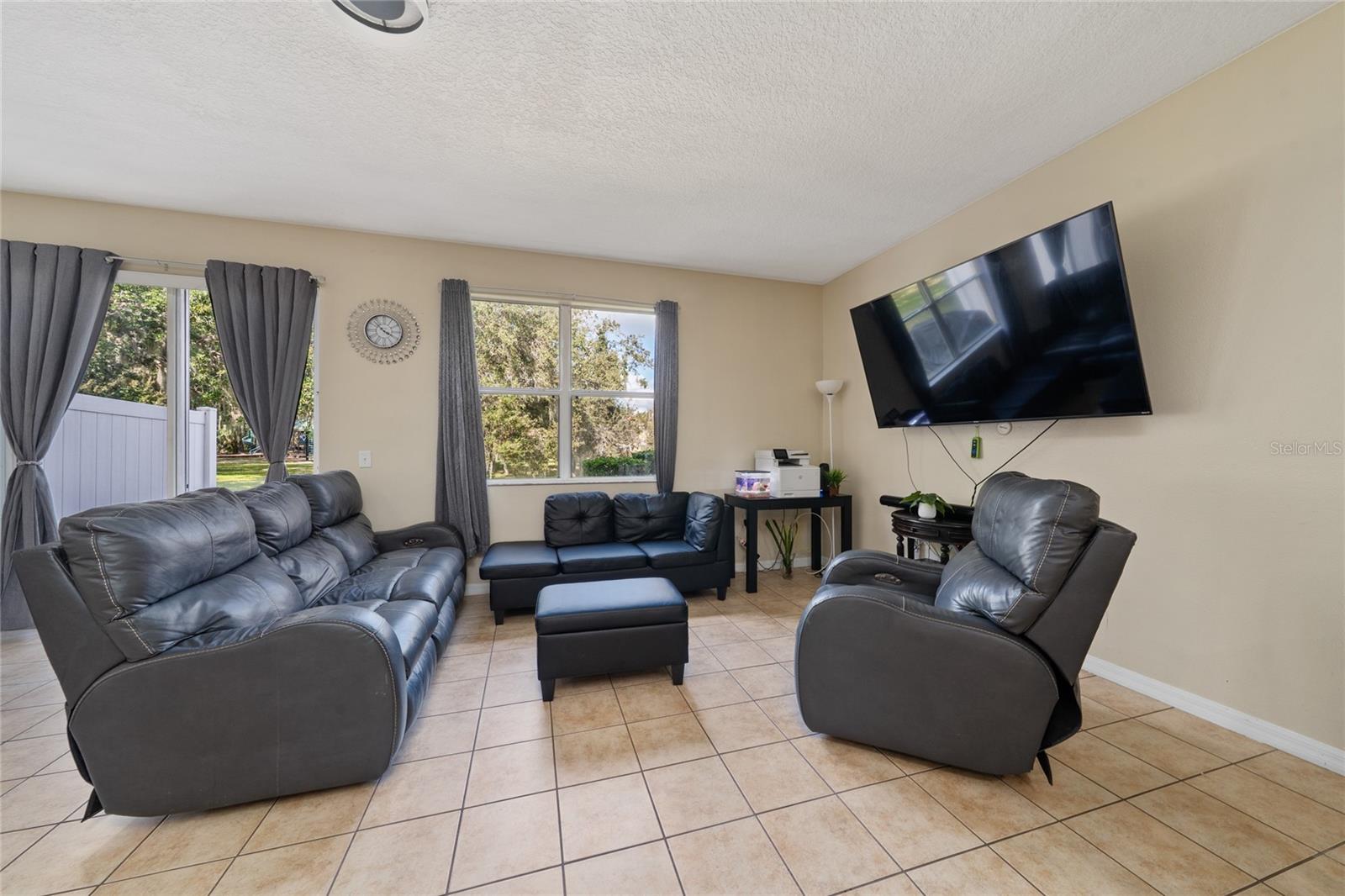 3008 SEAVIEW CASTLE DR, KISSIMMEE, FL, 34746
