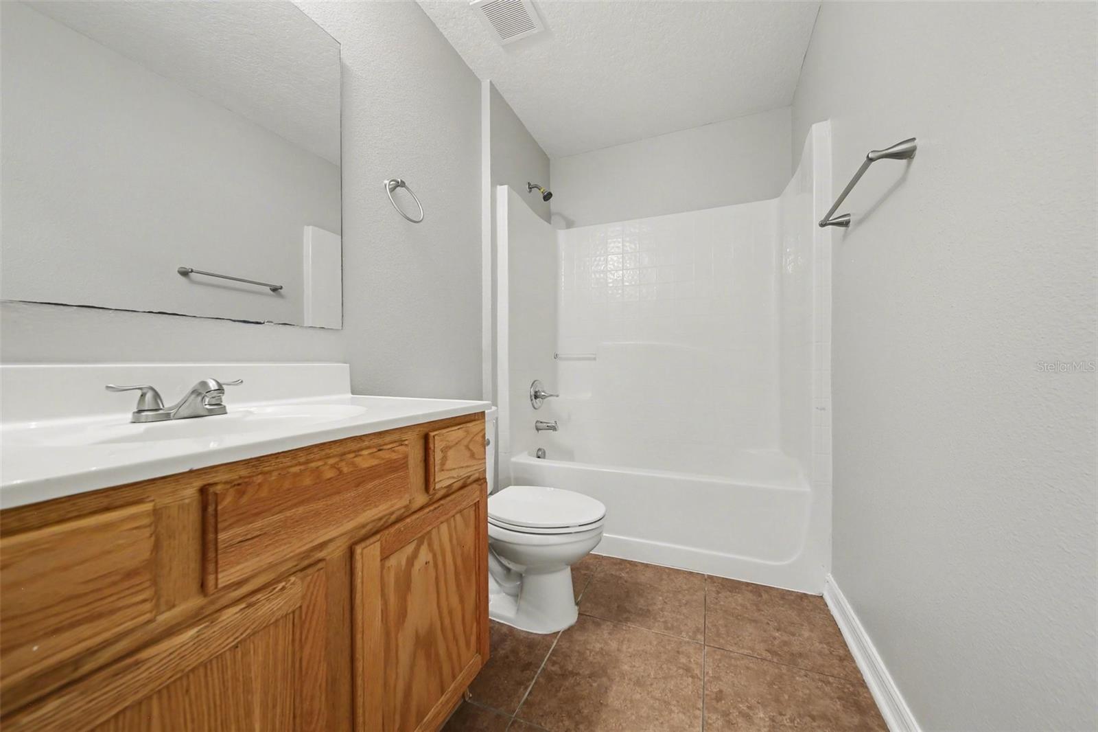 2212 NICOLLETT WAY, LEESBURG, FL, 34748