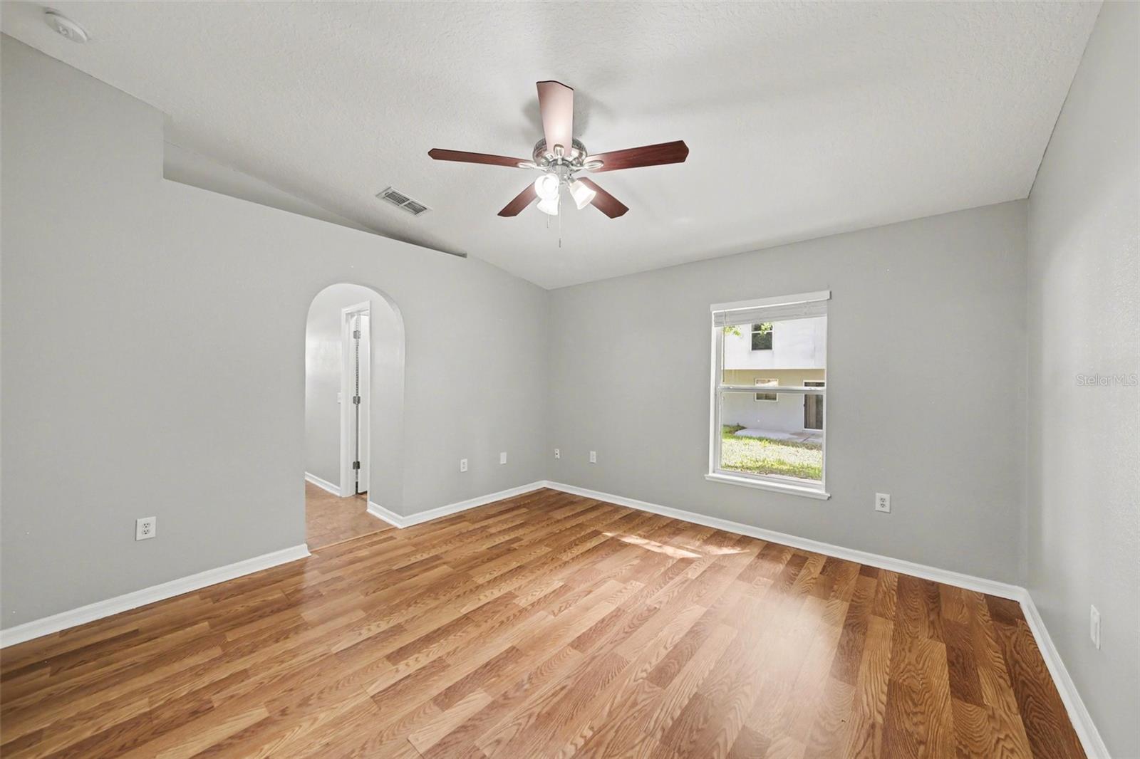 2212 NICOLLETT WAY, LEESBURG, FL, 34748