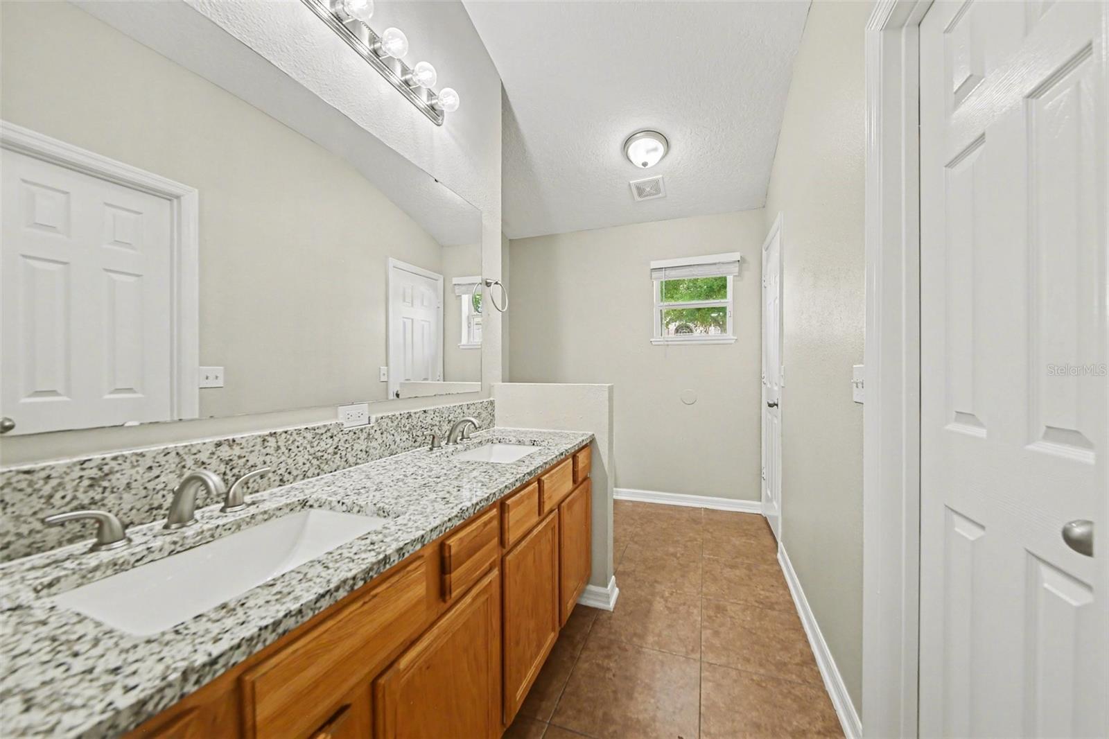 2212 NICOLLETT WAY, LEESBURG, FL, 34748