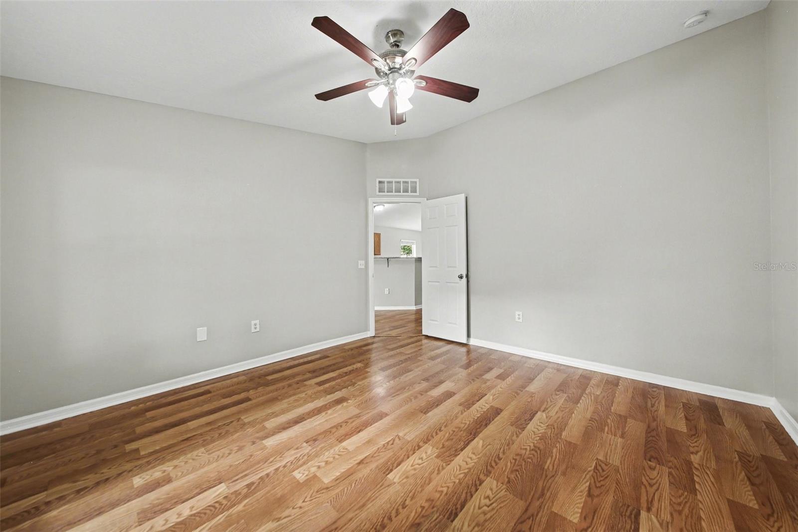 2212 NICOLLETT WAY, LEESBURG, FL, 34748