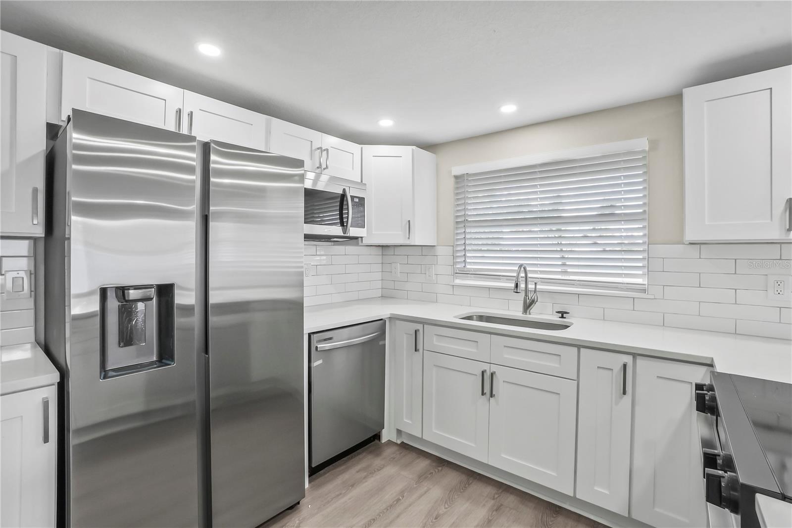 649 GOLF AND SEA BLVD, APOLLO BEACH, FL, 33572