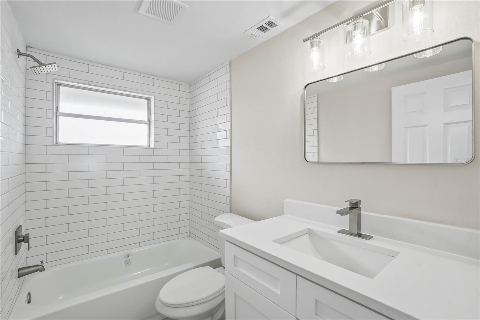 649 GOLF AND SEA BLVD, APOLLO BEACH, FL, 33572