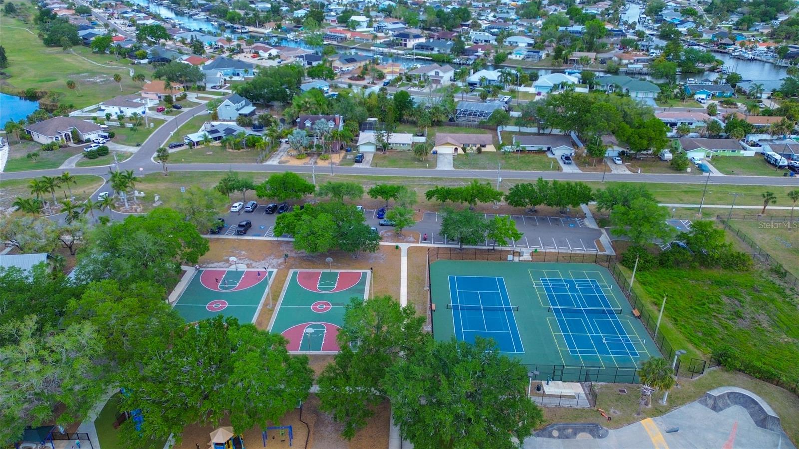 649 GOLF AND SEA BLVD, APOLLO BEACH, FL, 33572