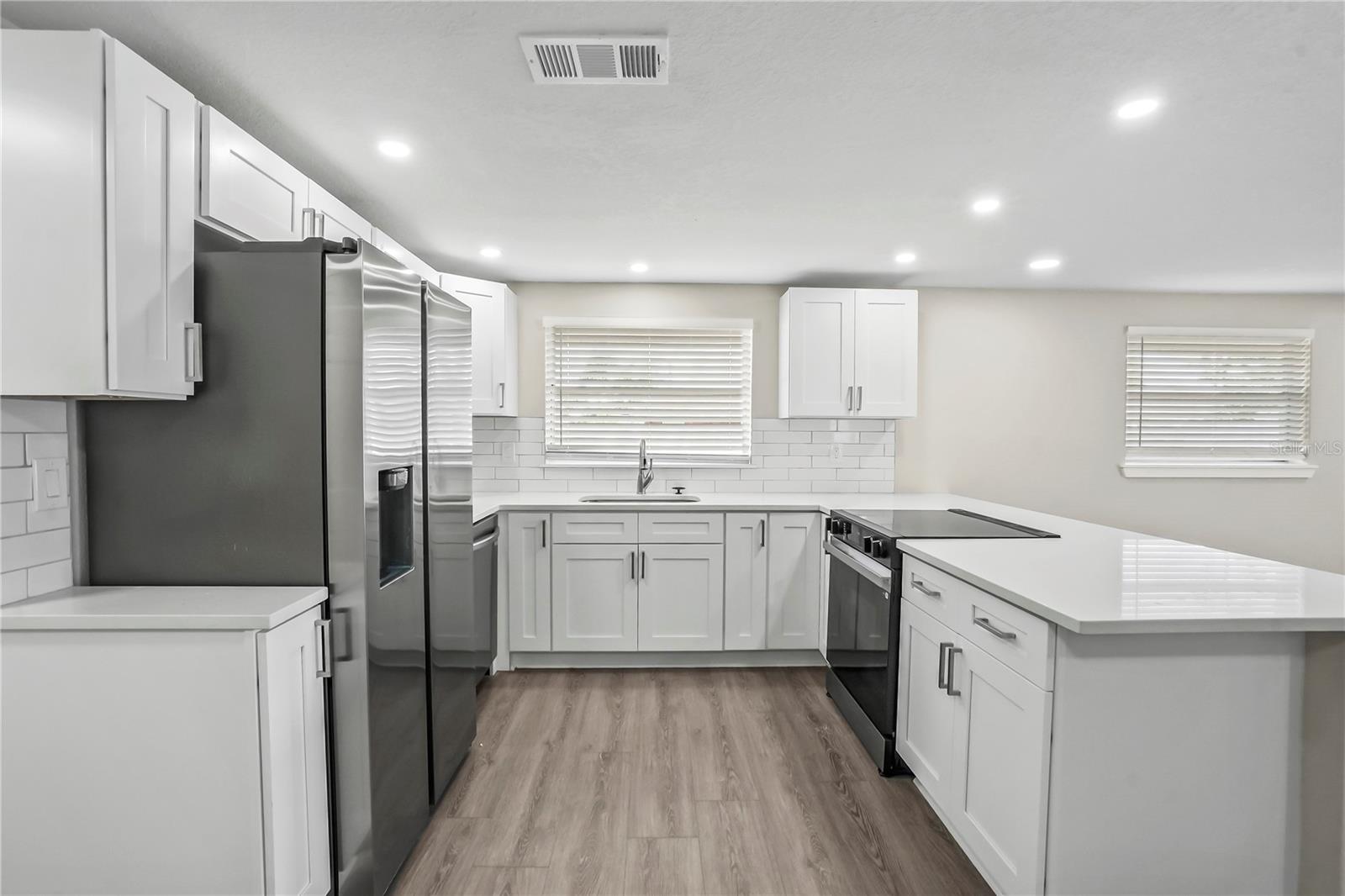 649 GOLF AND SEA BLVD, APOLLO BEACH, FL, 33572