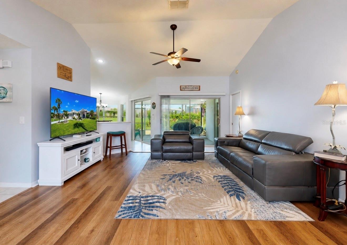 2240 W DEL WEBB BLVD #163, SUN CITY CENTER, FL, 33573