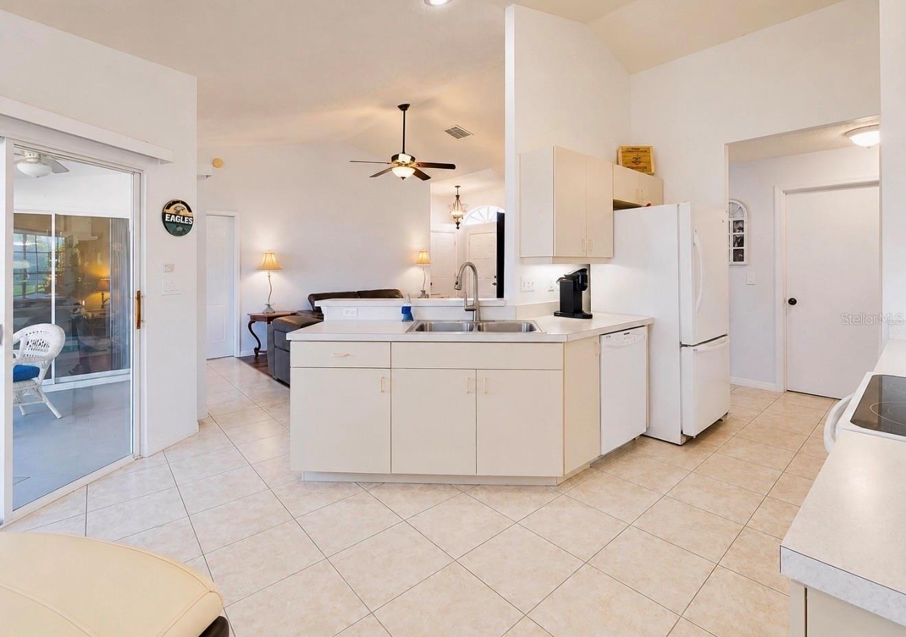 2240 W DEL WEBB BLVD #163, SUN CITY CENTER, FL, 33573