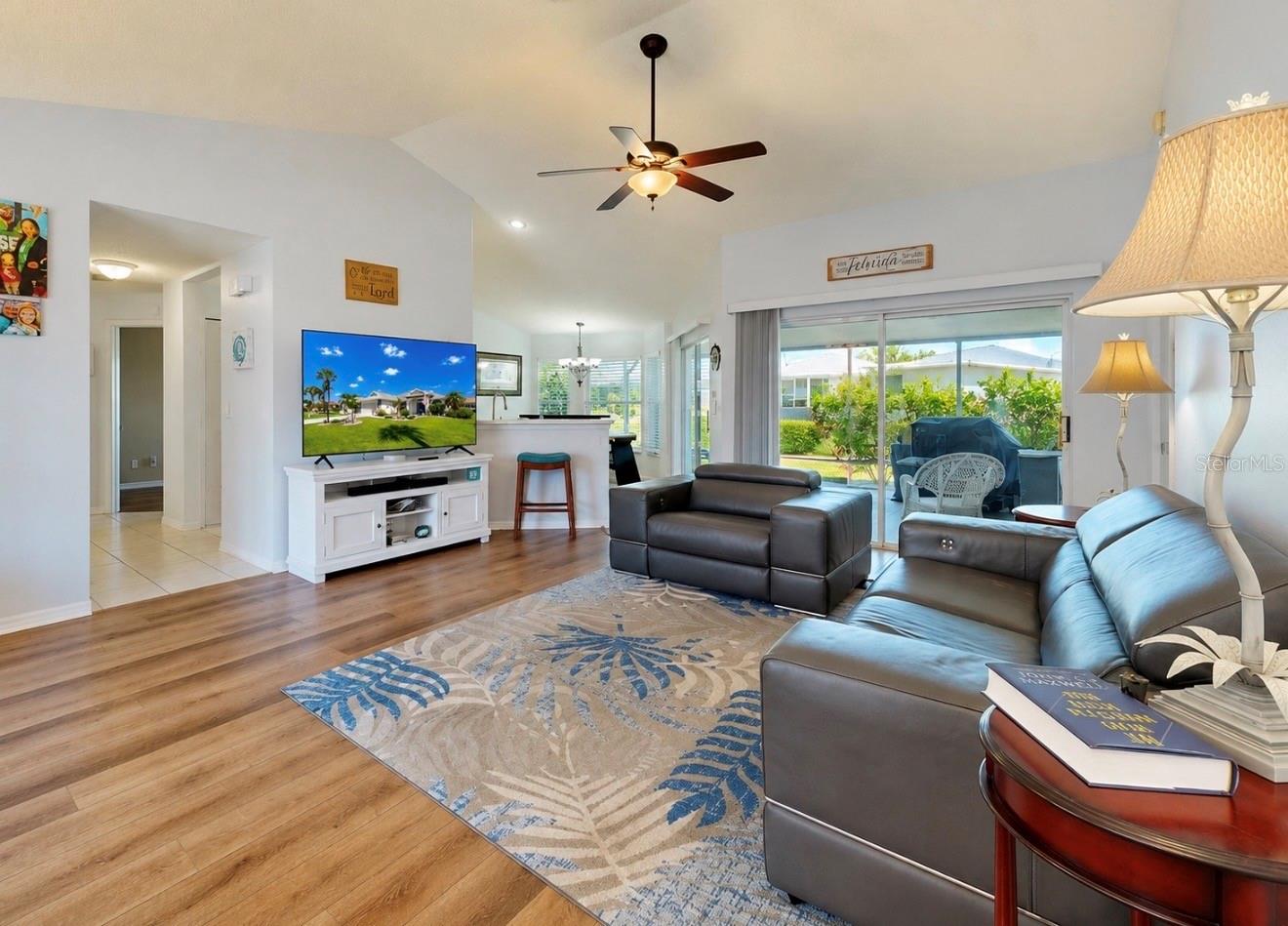 2240 W DEL WEBB BLVD #163, SUN CITY CENTER, FL, 33573