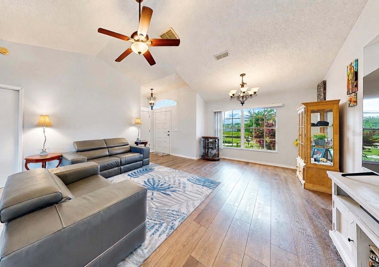 2240 W DEL WEBB BLVD #163, SUN CITY CENTER, FL, 33573