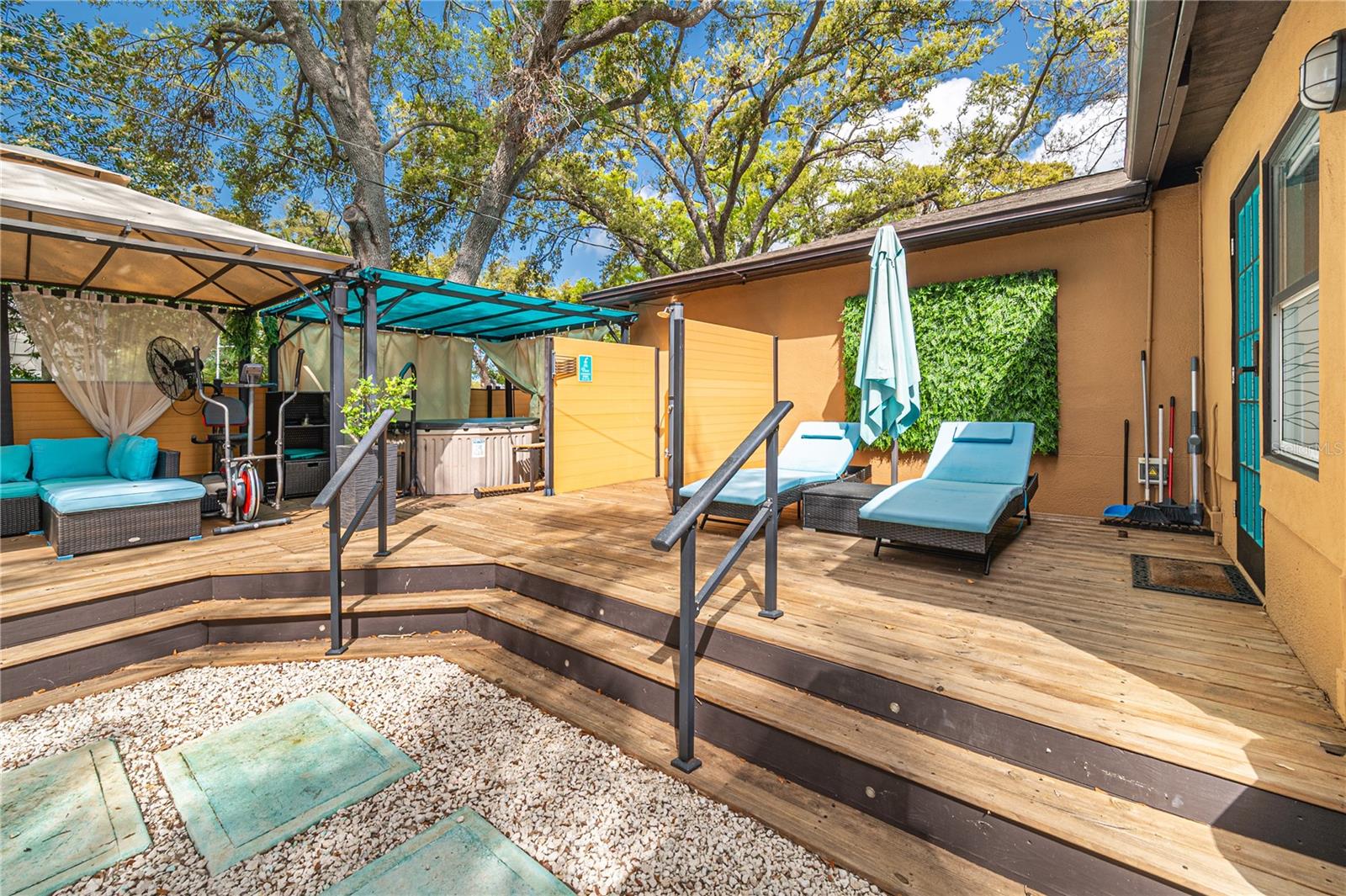 7410 5TH AVE N, ST PETERSBURG, FL, 33710