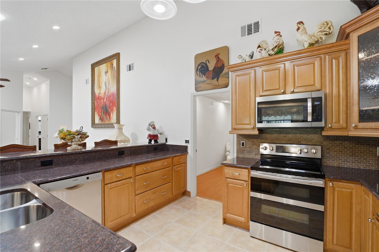 7141 WOODED VILLAGE LN, ORLANDO, FL, 32835