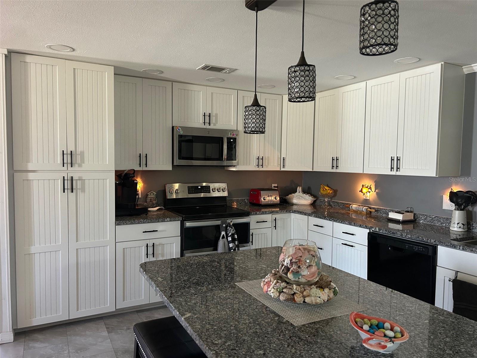 196 PALM HARBOR DR, NORTH PORT, FL, 34287