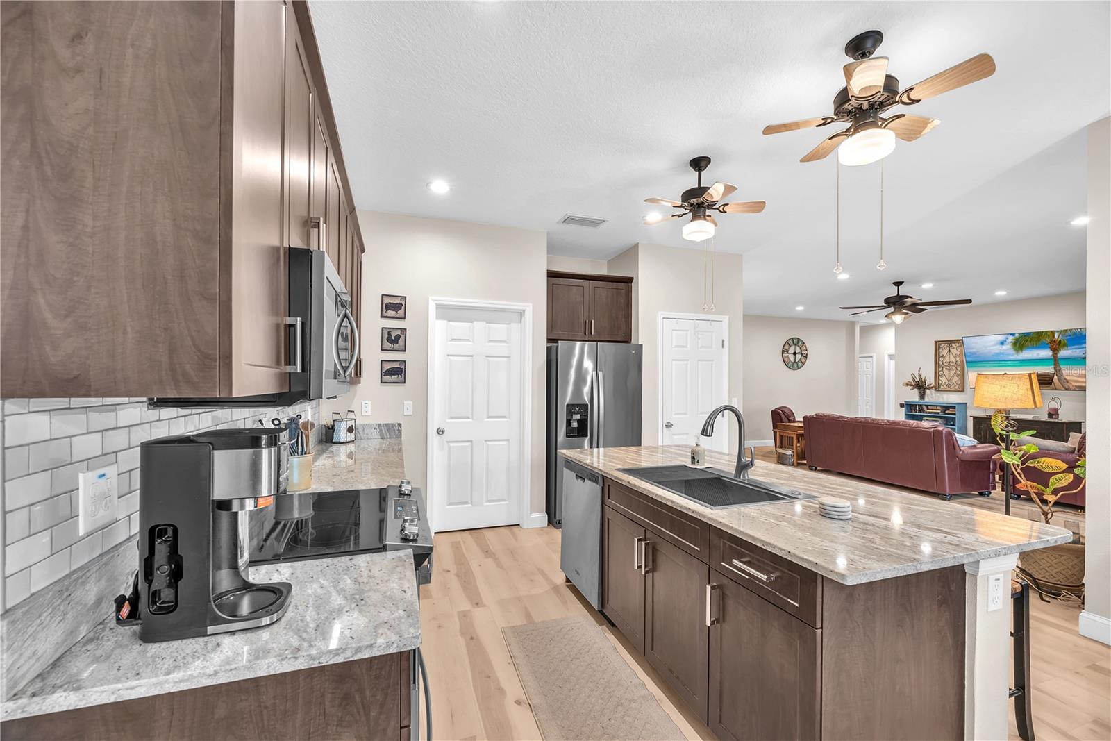 403 MORNINGSIDE DR, VALRICO, FL, 33594