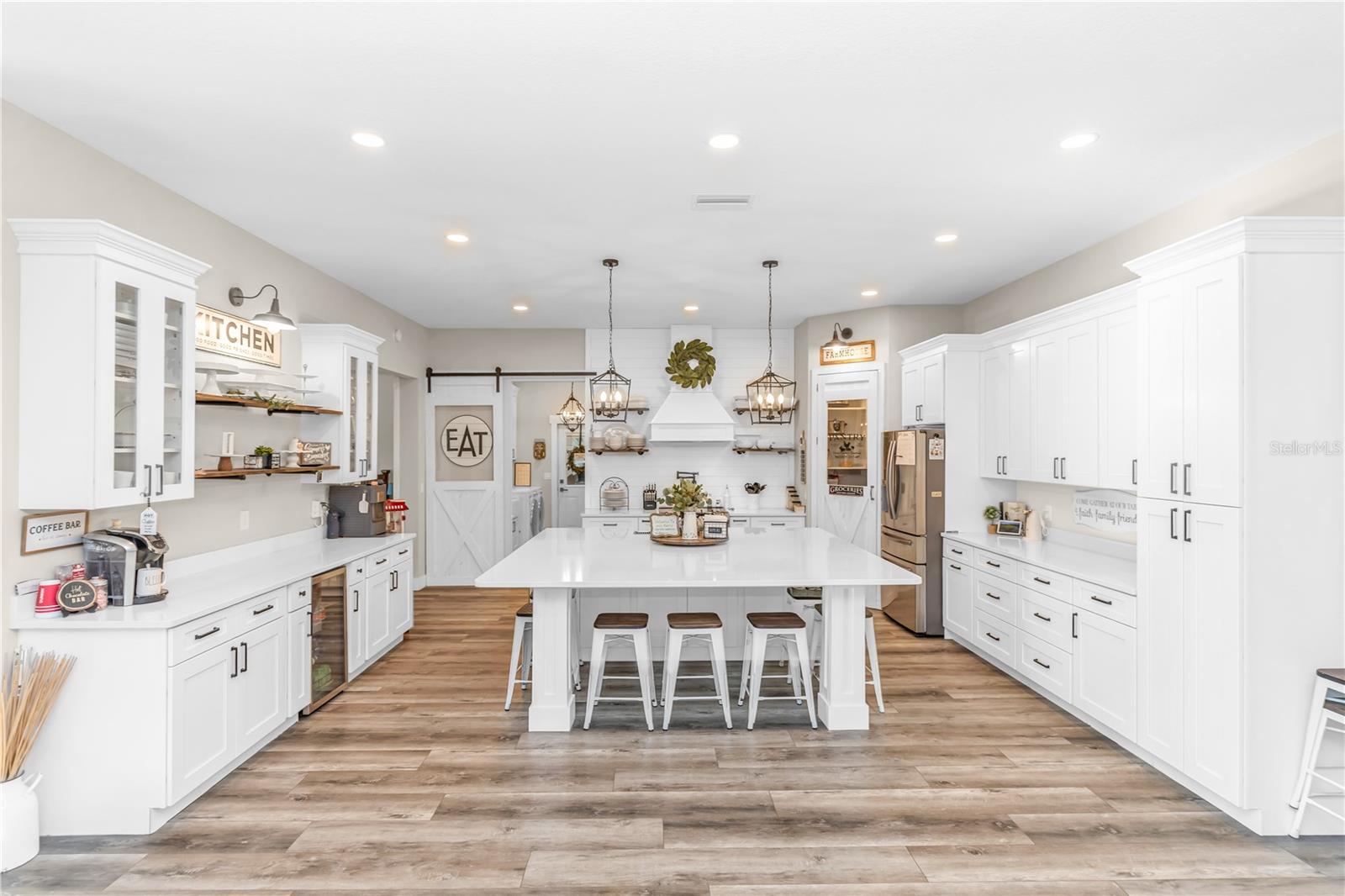 171 RIVER OAKS DR, OSTEEN, FL, 32764