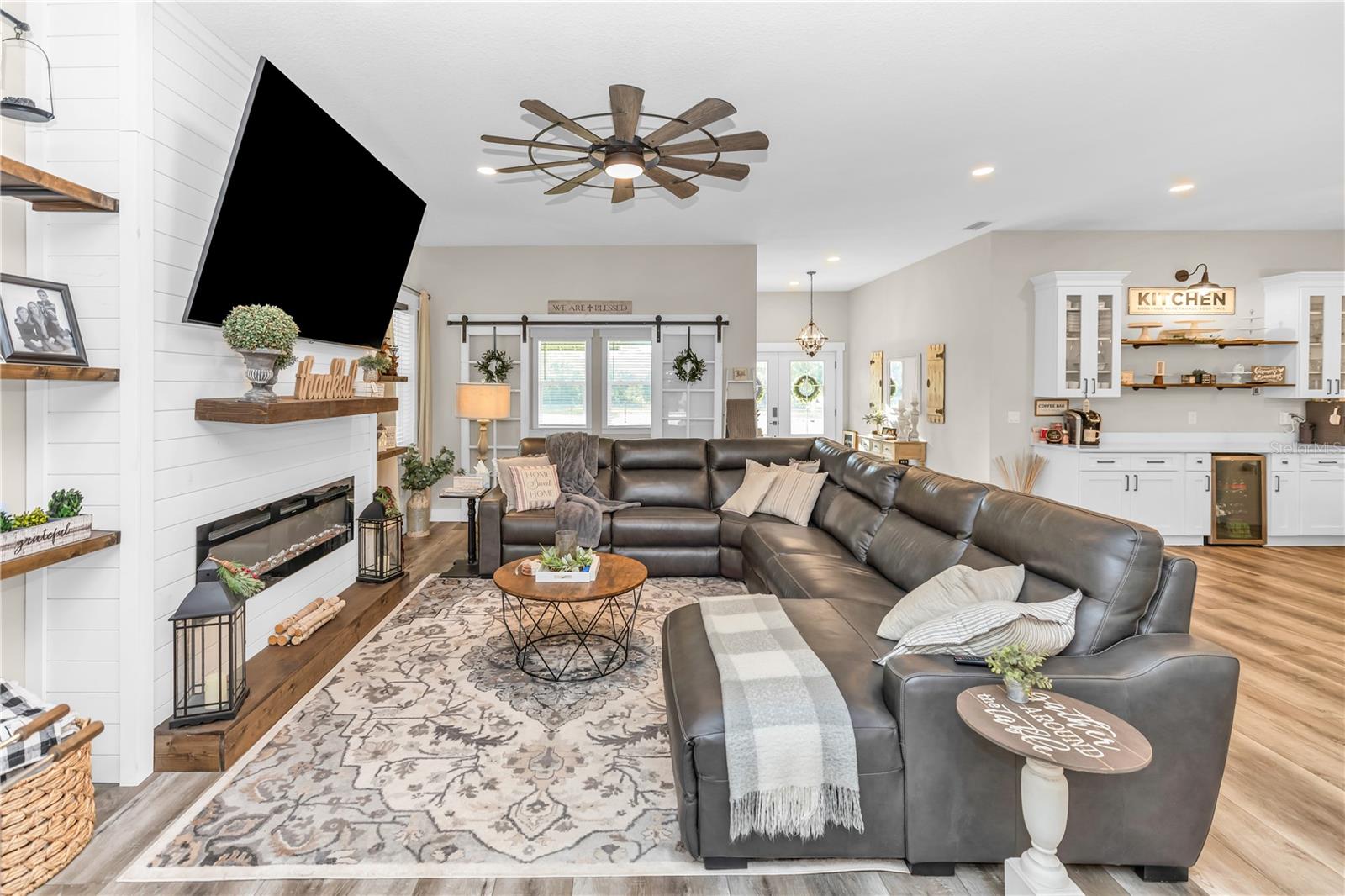 171 RIVER OAKS DR, OSTEEN, FL, 32764