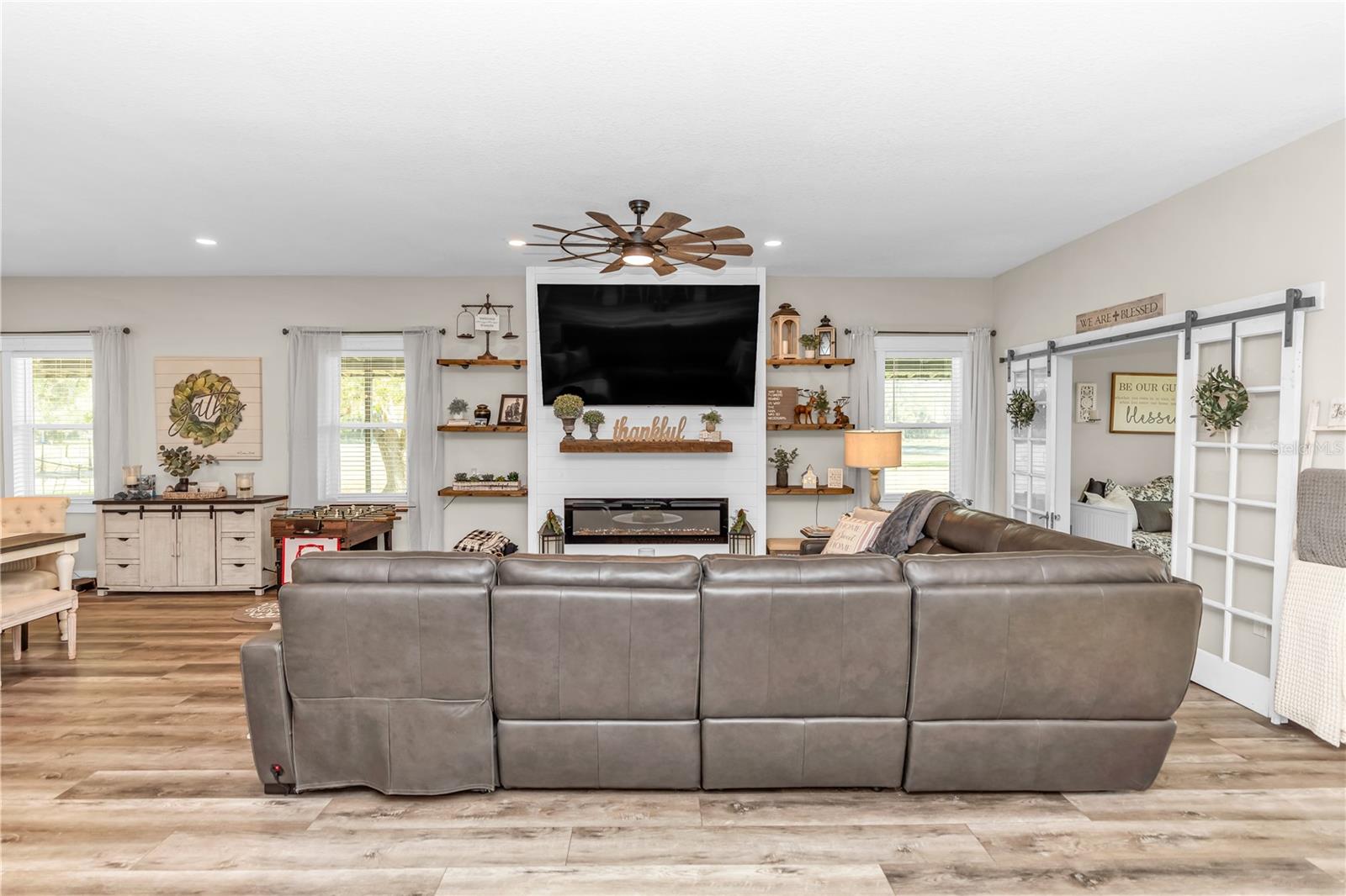 171 RIVER OAKS DR, OSTEEN, FL, 32764