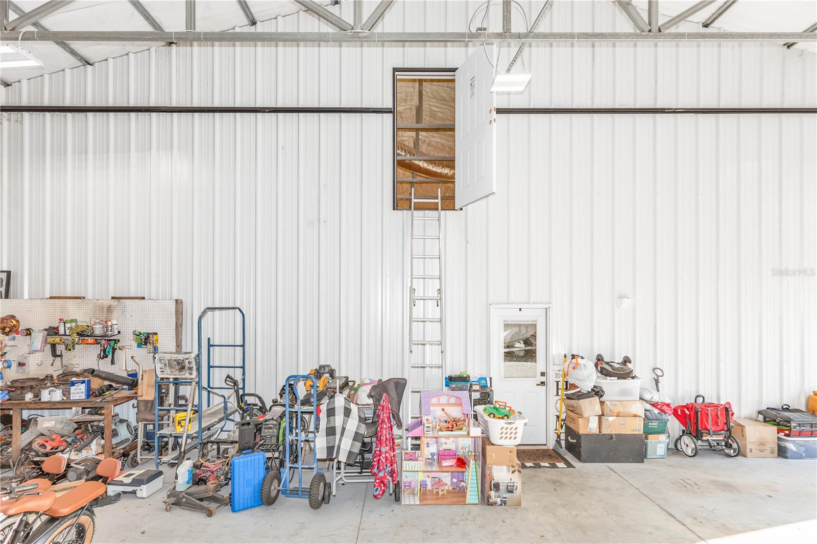 171 RIVER OAKS DR, OSTEEN, FL, 32764