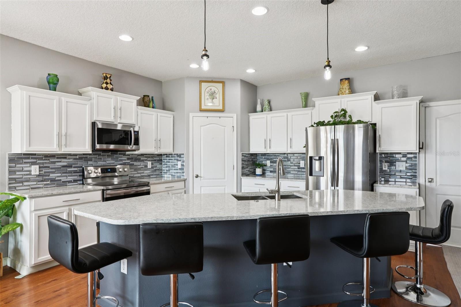 537 VISTA RIDGE DR, RUSKIN, FL, 33570