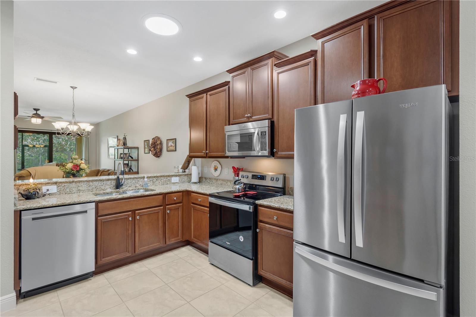 320 BLUEWATER FALLS CT, APOLLO BEACH, FL, 33572