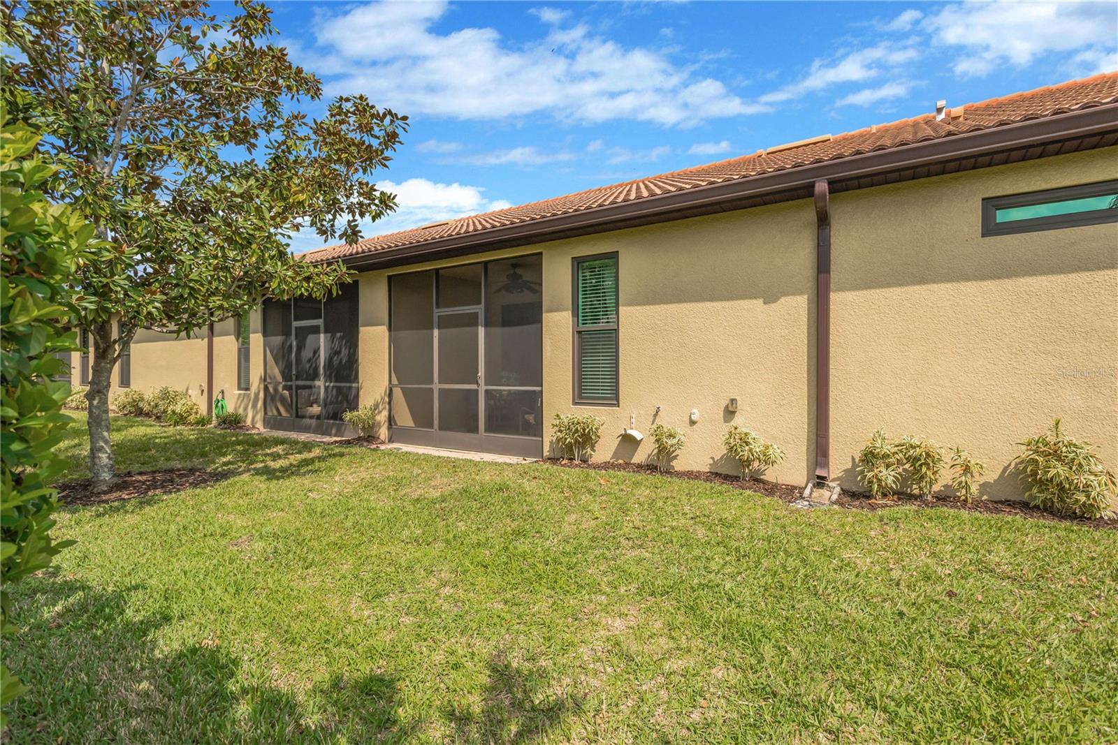 320 BLUEWATER FALLS CT, APOLLO BEACH, FL, 33572