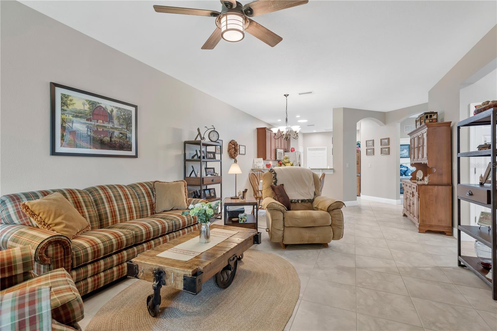 320 BLUEWATER FALLS CT, APOLLO BEACH, FL, 33572