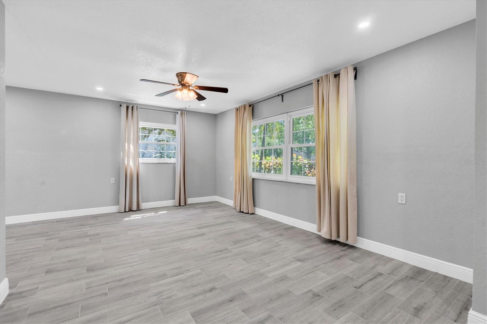 5619 DENVER ST NE, ST PETERSBURG, FL, 33703