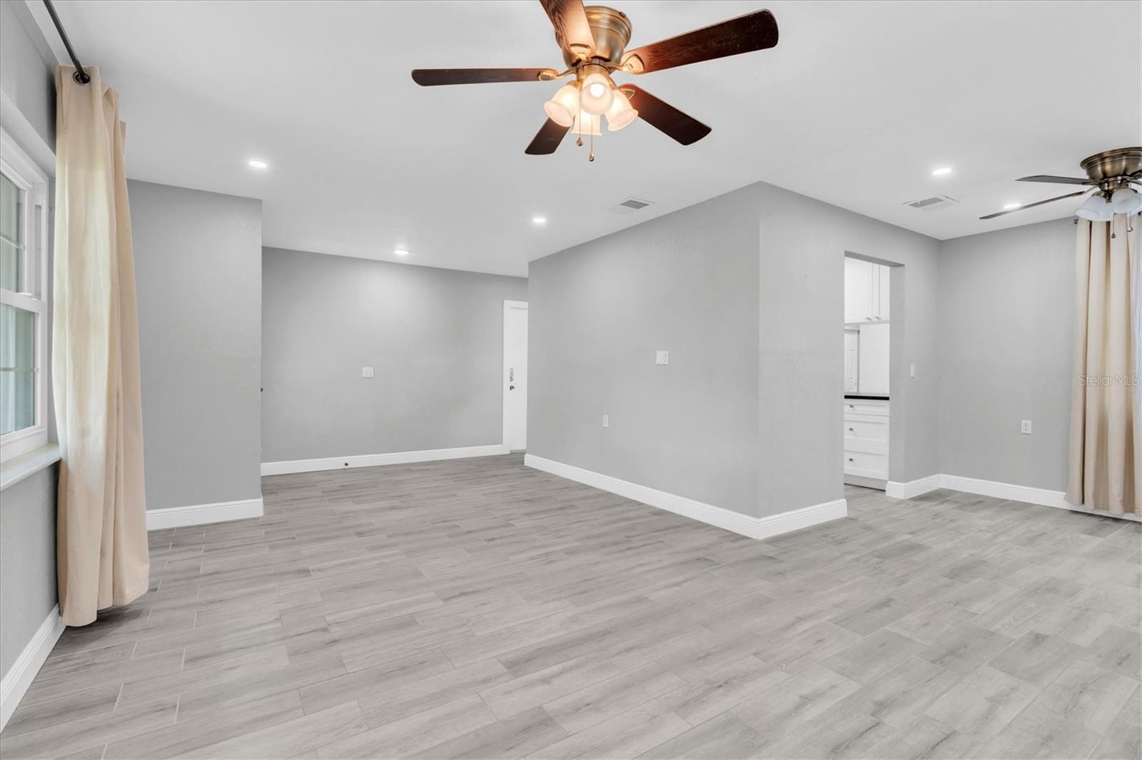 5619 DENVER ST NE, ST PETERSBURG, FL, 33703