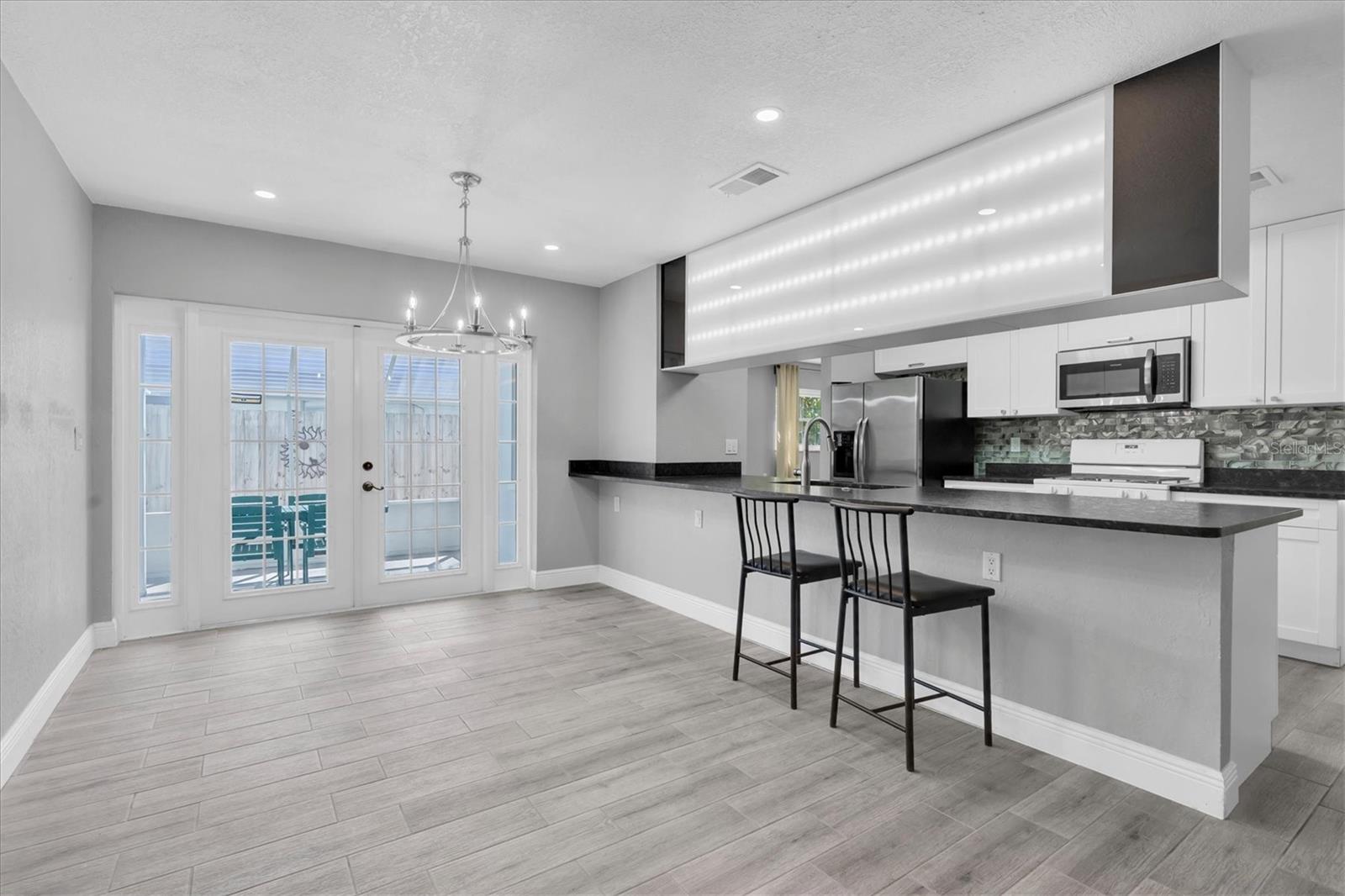 5619 DENVER ST NE, ST PETERSBURG, FL, 33703