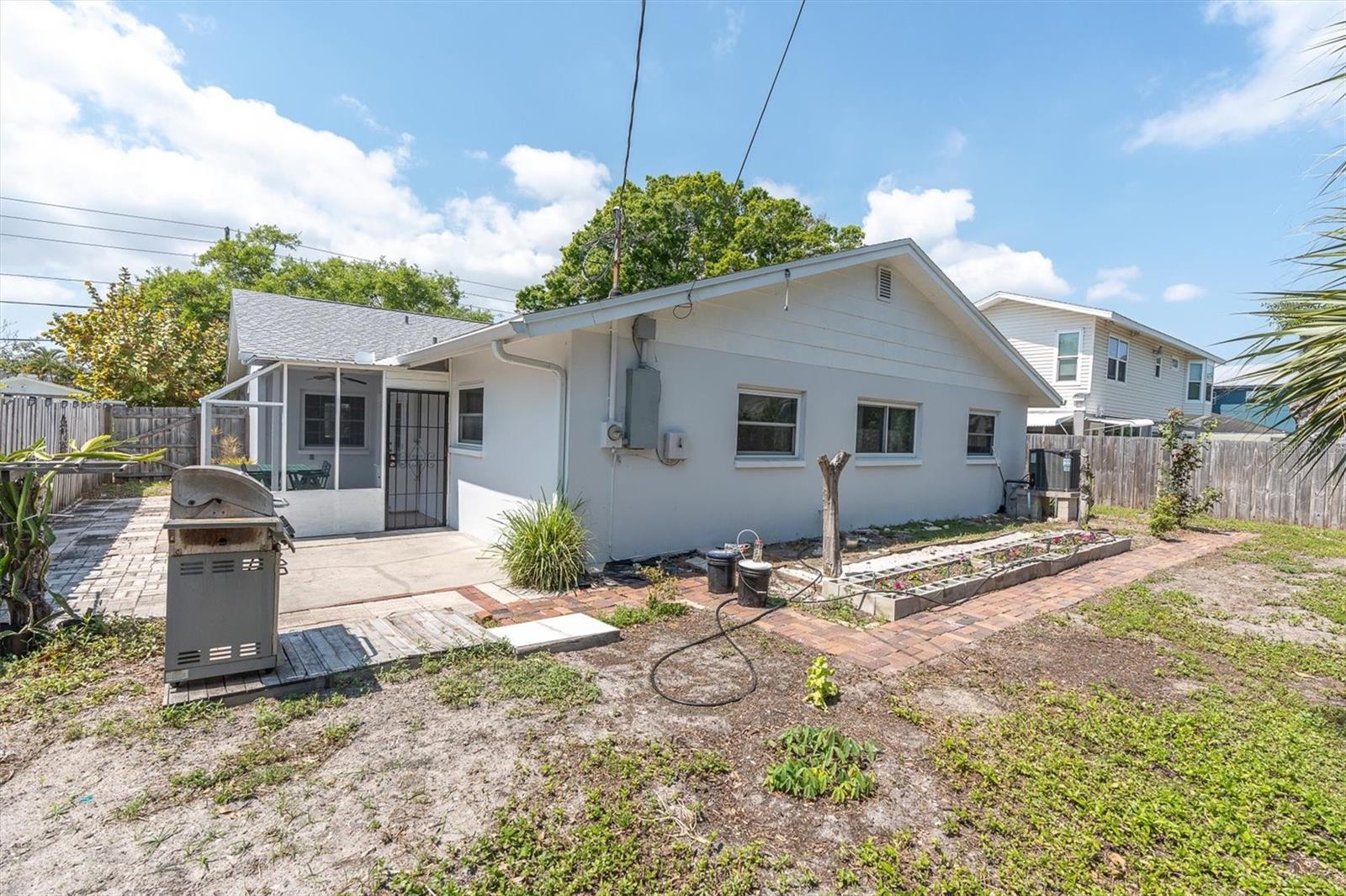 5619 DENVER ST NE, ST PETERSBURG, FL, 33703