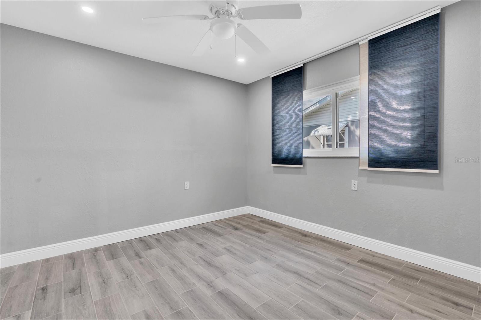 5619 DENVER ST NE, ST PETERSBURG, FL, 33703