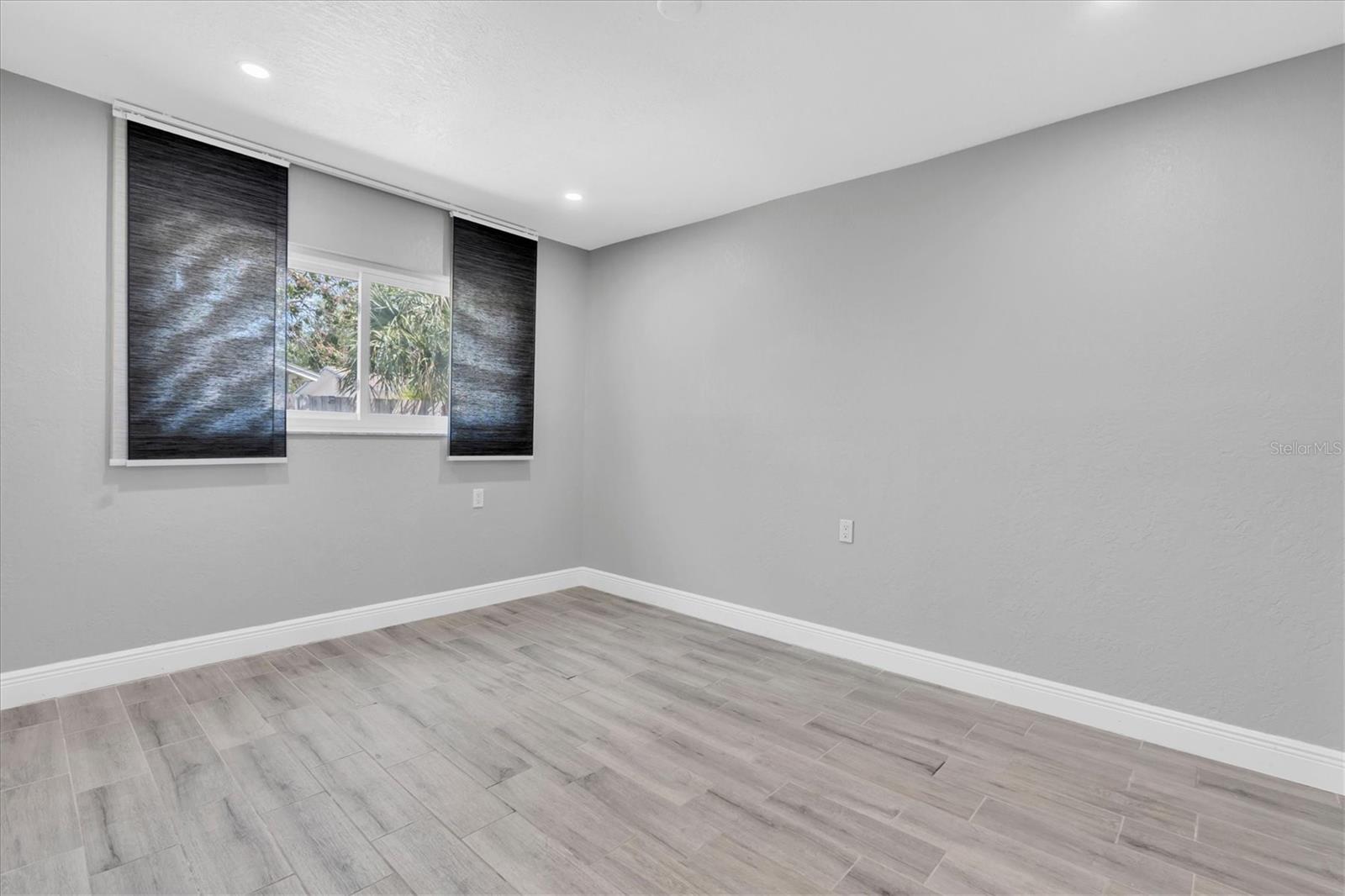 5619 DENVER ST NE, ST PETERSBURG, FL, 33703