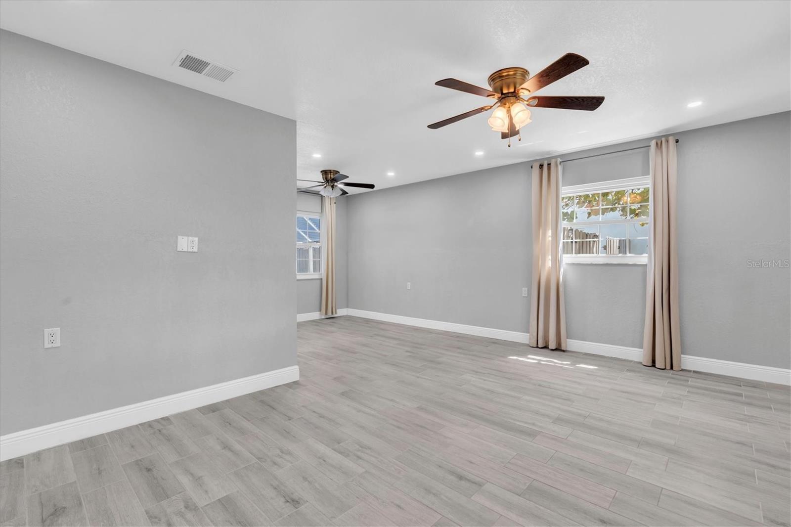 5619 DENVER ST NE, ST PETERSBURG, FL, 33703