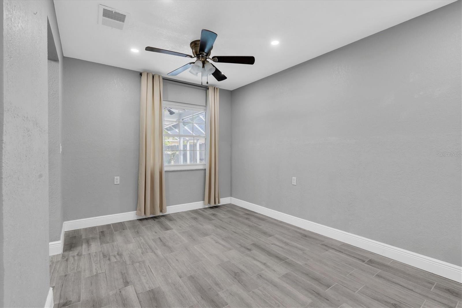 5619 DENVER ST NE, ST PETERSBURG, FL, 33703