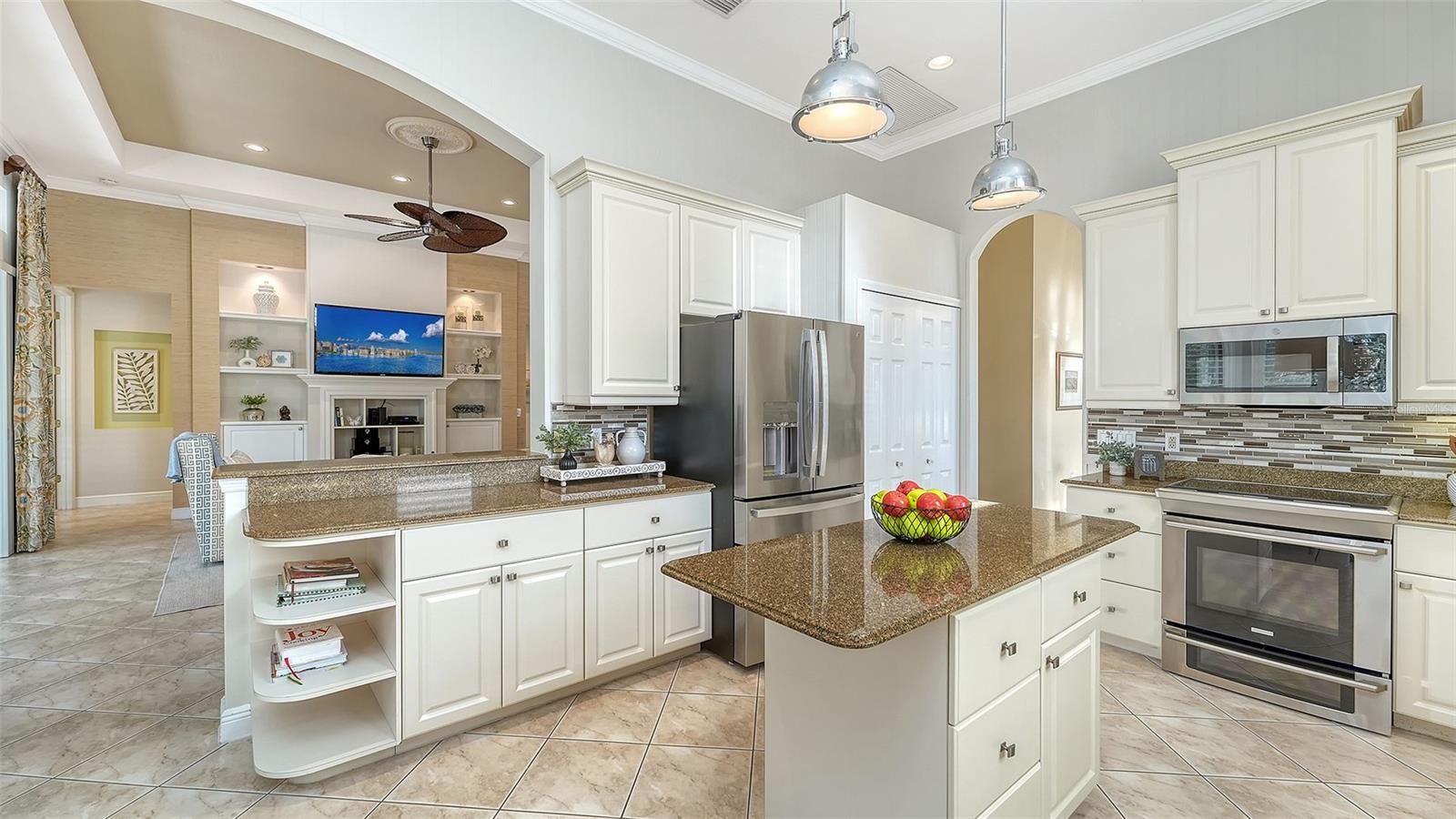 13828 SIENA LOOP, LAKEWOOD RANCH, FL, 34202