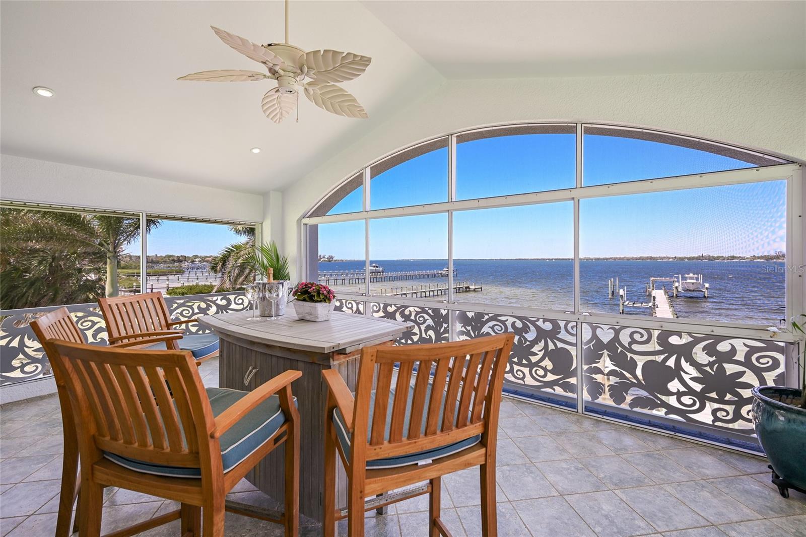 6100 RIVERVIEW BLVD, BRADENTON, FL, 34209