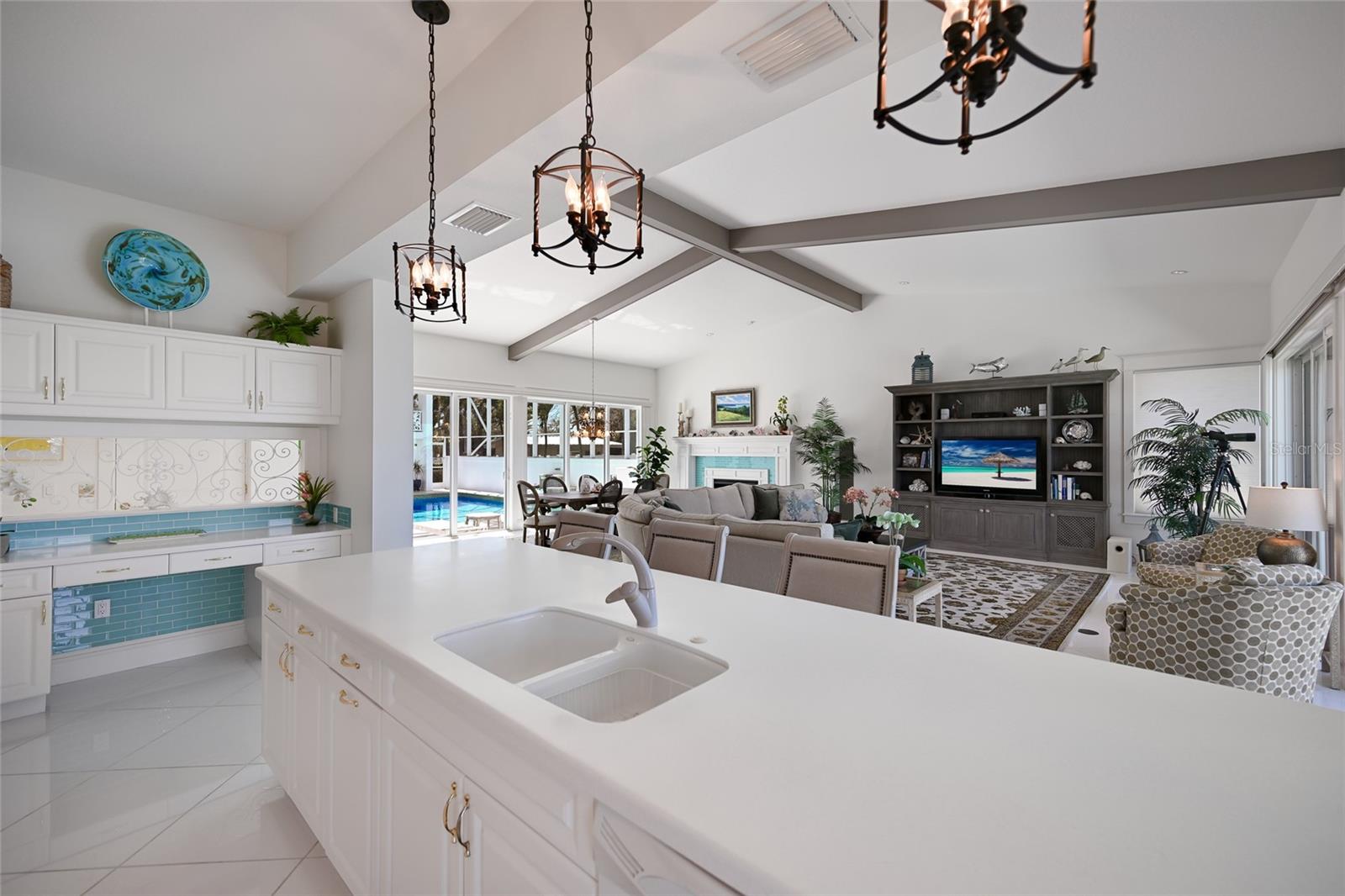6100 RIVERVIEW BLVD, BRADENTON, FL, 34209