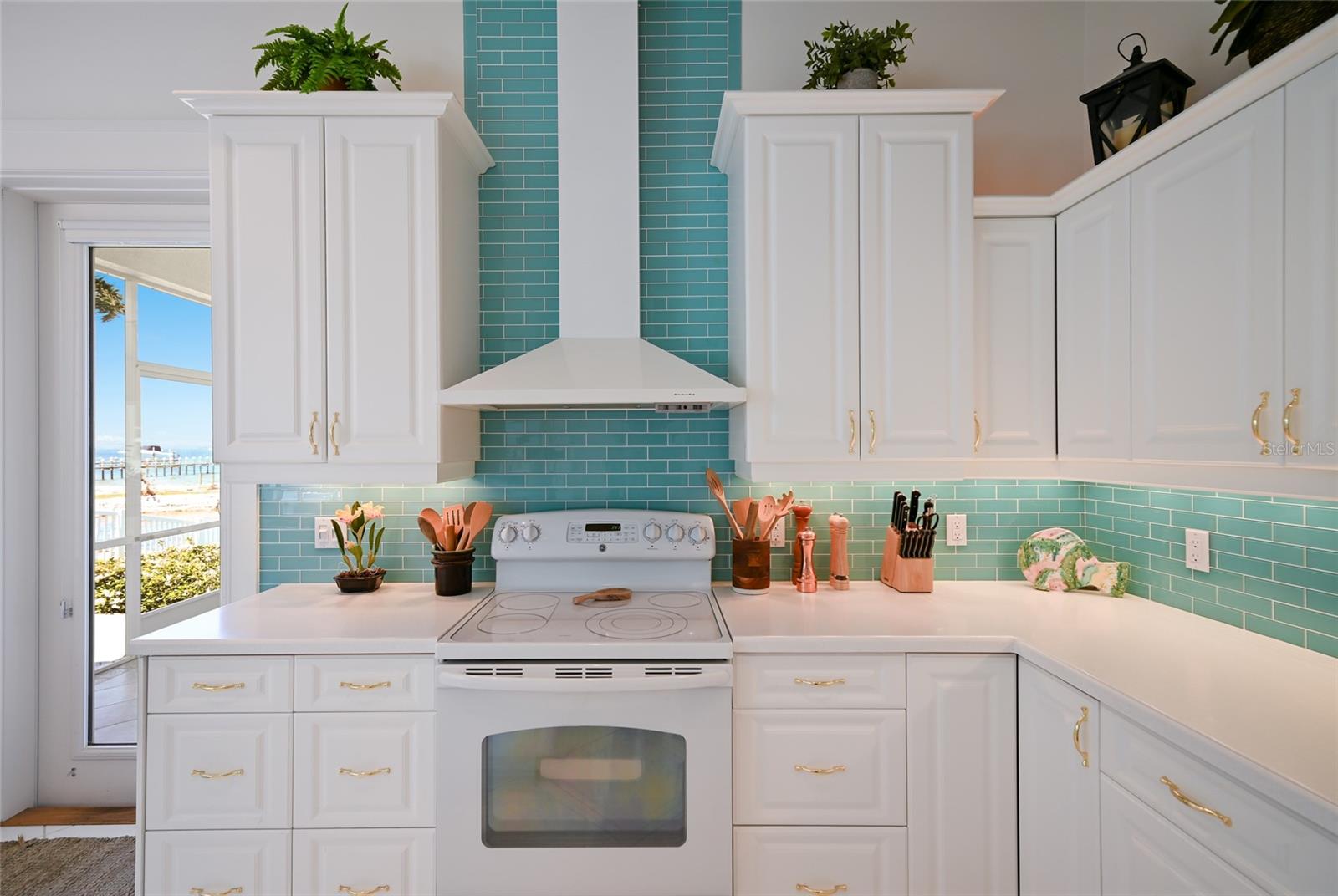 6100 RIVERVIEW BLVD, BRADENTON, FL, 34209