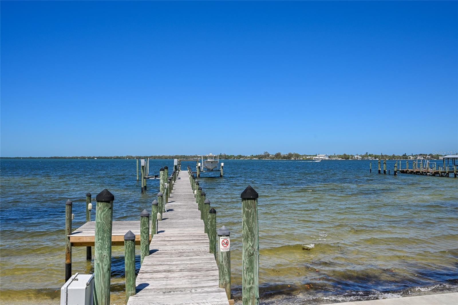 6100 RIVERVIEW BLVD, BRADENTON, FL, 34209