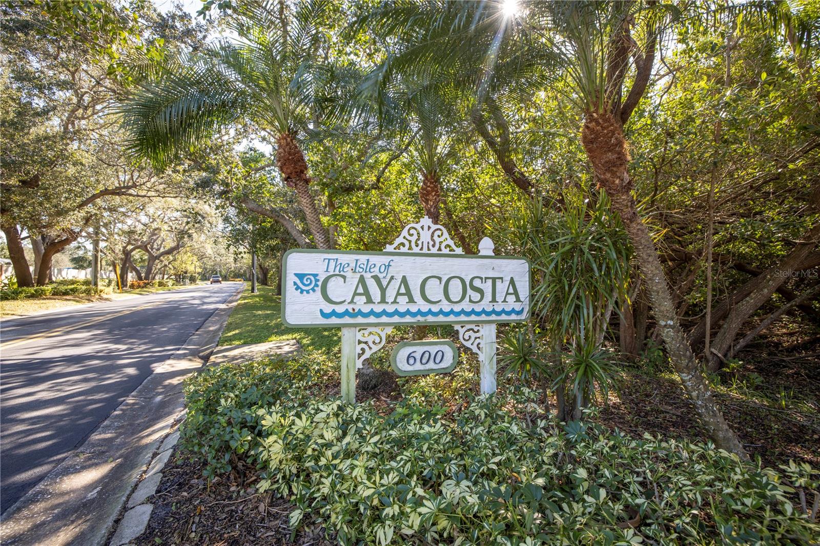 Truly a Hidden Gem, not visible until the last curve in the road.