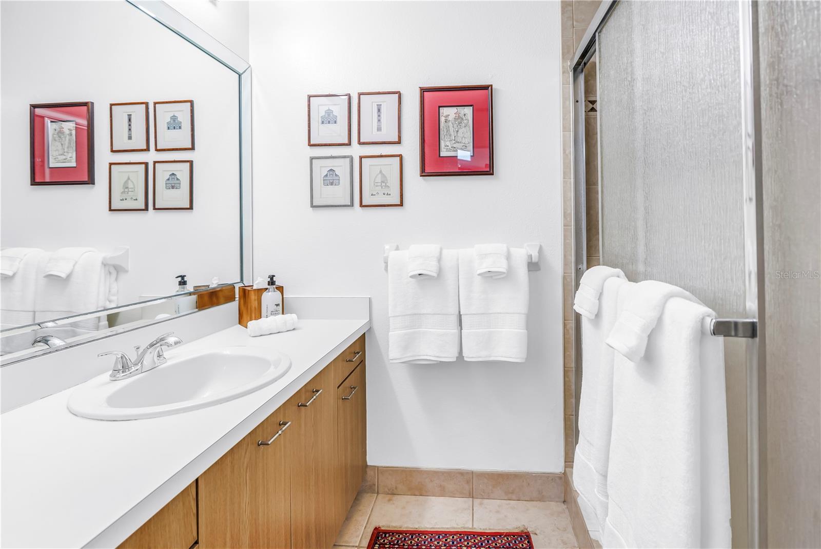 Second Bath is ready and in great condition.