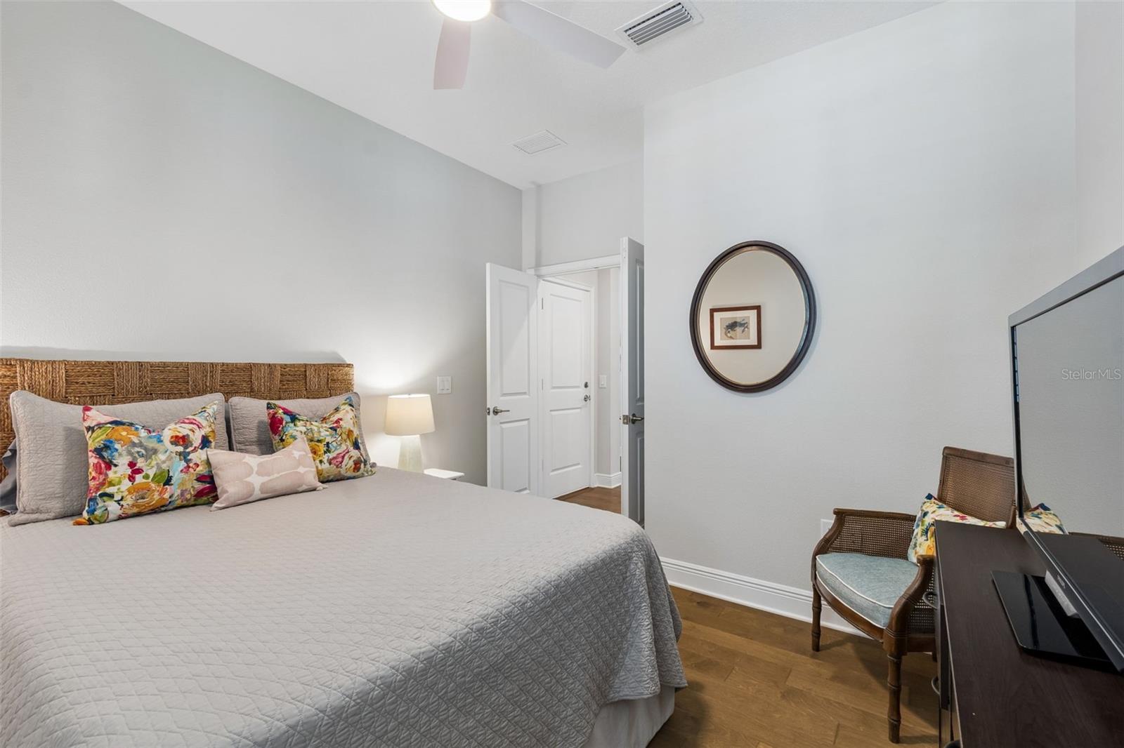 3401 W PEARL AVE, TAMPA, FL, 33611